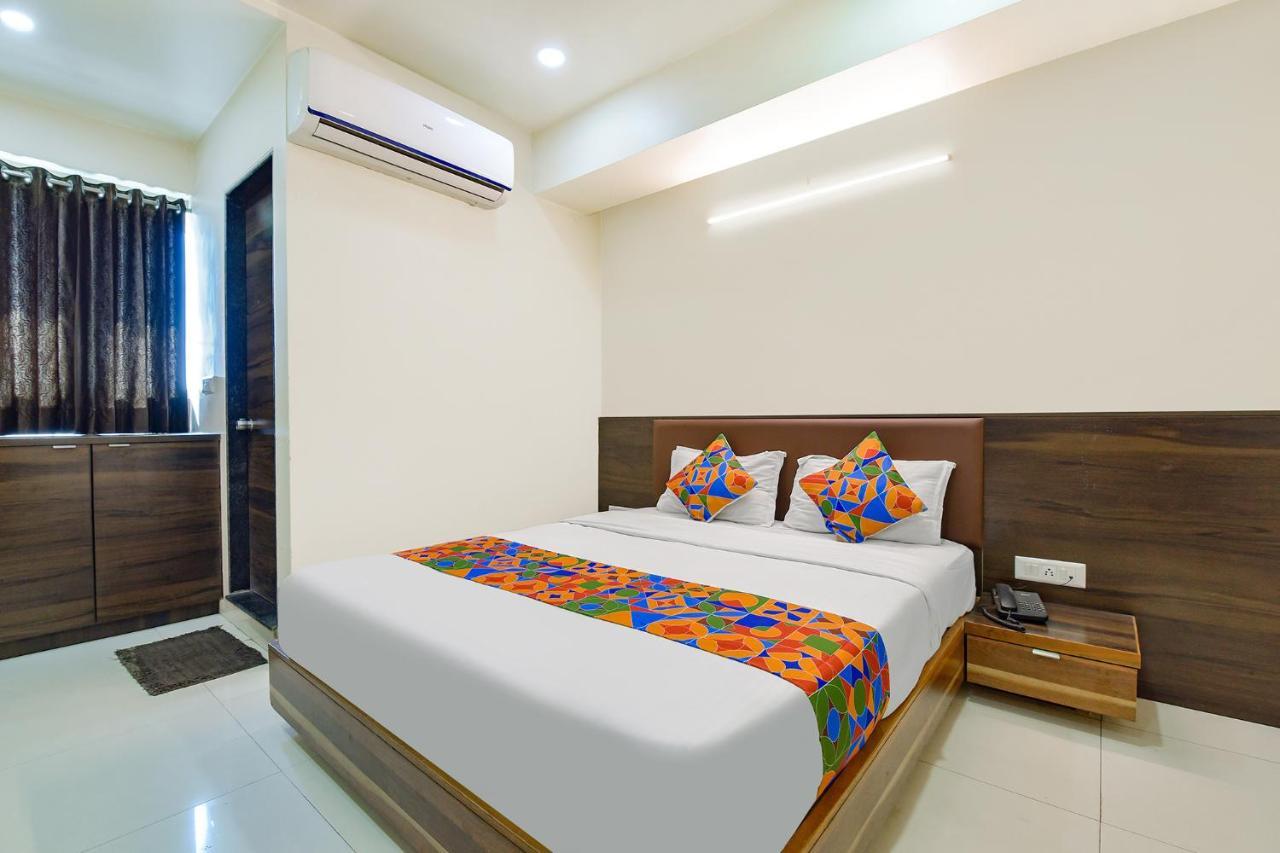 Fabhotel Crystal - Nr Odau Ring Road Αχμπανταμπάντ Εξωτερικό φωτογραφία
